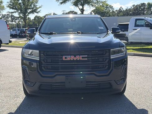 Used 2023 GMC Acadia SLE w/ Driver Convenience Package AWD/4WD image 6