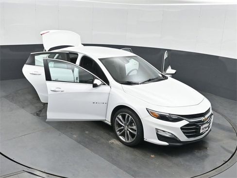Used 2023 Chevrolet Malibu LT image 49