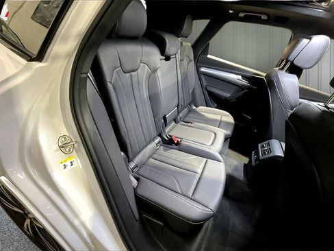 Used 2025 Audi Q5 2.0T Premium Plus image 25