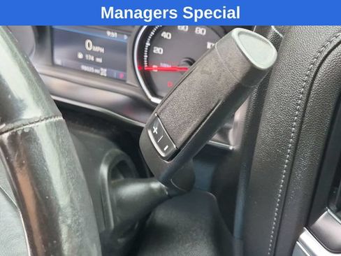Used 2019 Chevrolet Silverado 1500 LT Trail Boss w/ Convenience Package AWD/4WD image 38