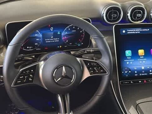 Used 2025 Mercedes-Benz GLC 300 4MATIC image 47