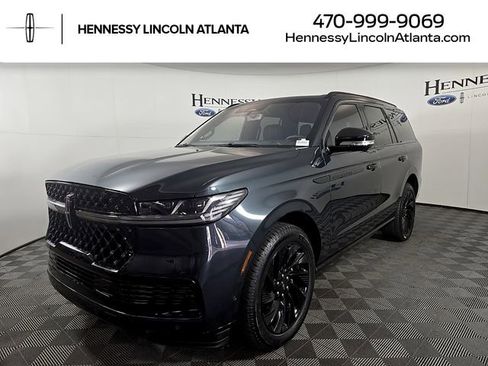 New 2025 Lincoln Navigator Reserve w/ Jet Appearance Package image 1