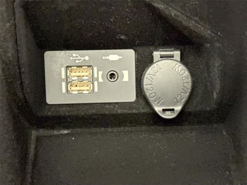 Used 2024 Lexus IS 350 F Sport w/ Navigation Package image 34