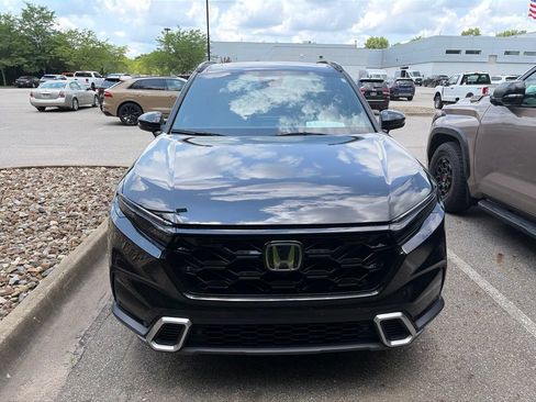 Used 2024 Honda CR-V Sport Touring image 2