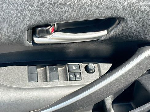 Used 2022 Toyota Corolla SE image 17
