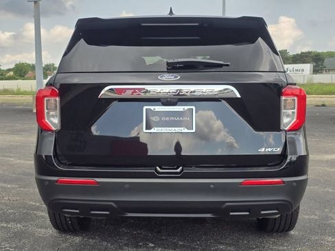 Used 2023 Ford Explorer 4WD image 13