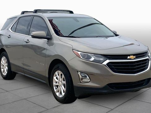 Used 2019 Chevrolet Equinox LT FWD image 3