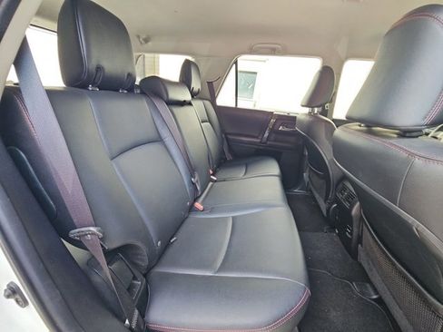 Used 2017 Toyota 4Runner TRD Off-Road Premium image 18