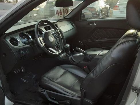 Used 2010 Ford Mustang GT image 35
