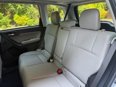 Used 2018 Subaru Forester 2.5i Limited AWD/4WD image 33