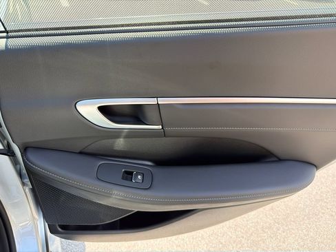 New 2026 Hyundai Sonata Limited FWD image 17