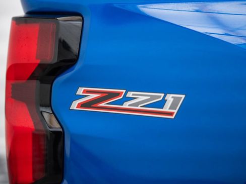 Used 2023 Chevrolet Colorado Z71 w/ Z71 Convenience Package 2 AWD/4WD image 20
