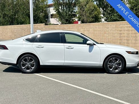 Used 2023 Honda Accord EX image 3