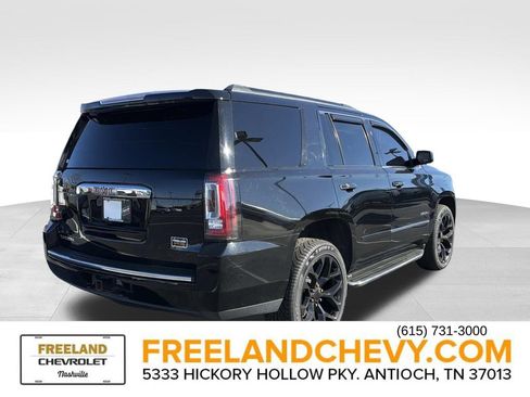 Used 2016 GMC Yukon Denali image 3