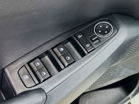 Used 2023 Kia Seltos S w/ Navigation Package image 19