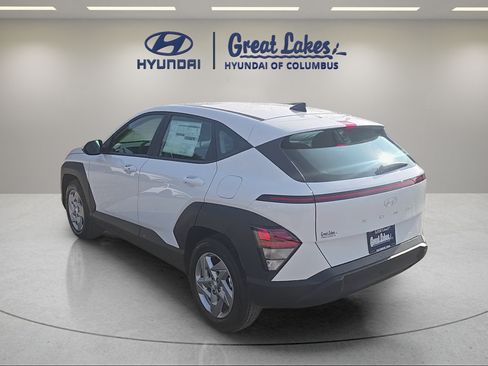 New 2026 Hyundai Kona SE FWD image 3