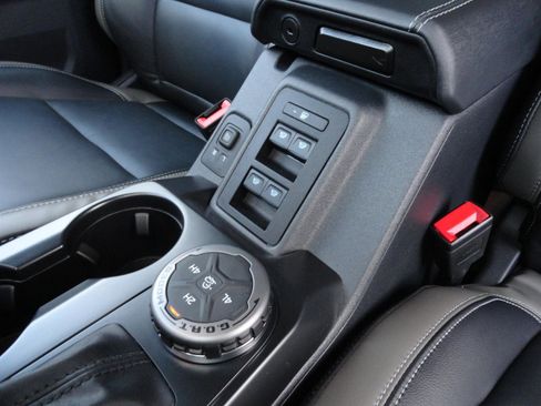 New 2025 Ford Bronco Outer Banks image 20