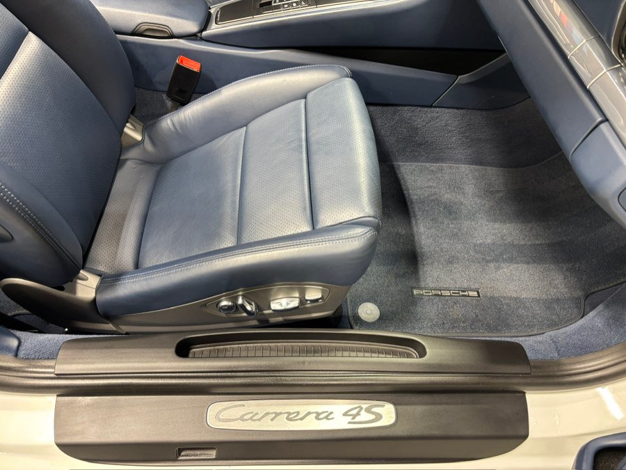 Used 2013 Porsche 911 Carrera 4S AWD/4WD image 4