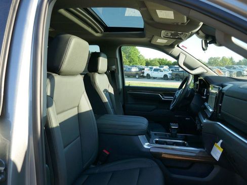 New 2026 Chevrolet Silverado 1500 LT Trail Boss w/ LT Trail Boss Premium Package AWD/4WD image 10