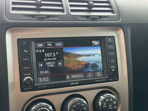 Used 2013 Dodge Challenger SRT8 w/ Harman Kardon Audio Group image 38