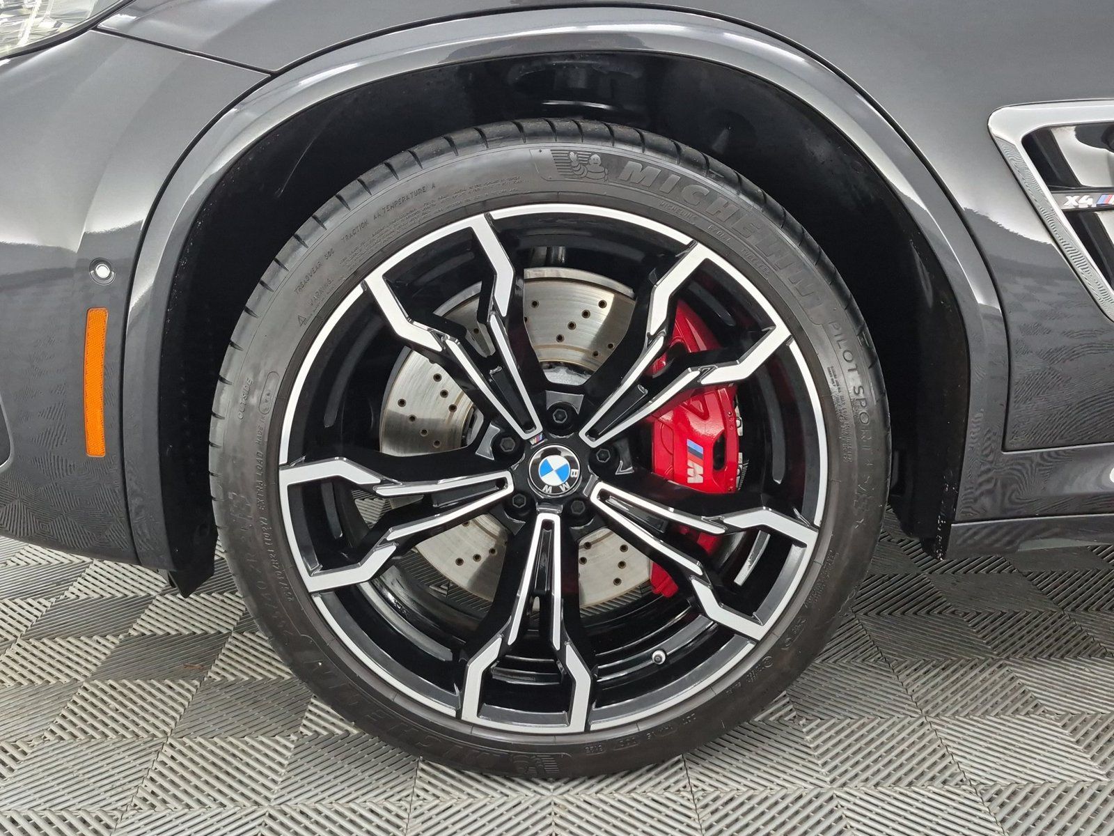Used 2024 BMW X4 M w/ Executive Package AWD/4WD image 28