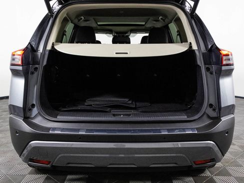 Used 2023 Nissan Rogue SL w/ SL Premium Package image 38