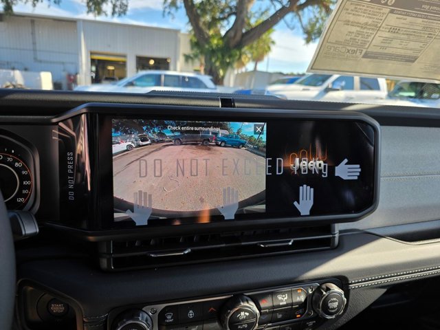 New 2025 Jeep Wrangler Unlimited Sahara w/ Safety Group AWD/4WD image 21