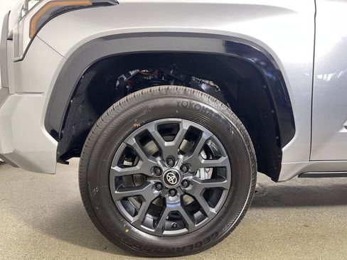 New 2026 Toyota Tundra Platinum image 11