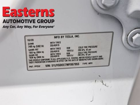 Used 2021 Tesla Model Y Long Range AWD/4WD image 30