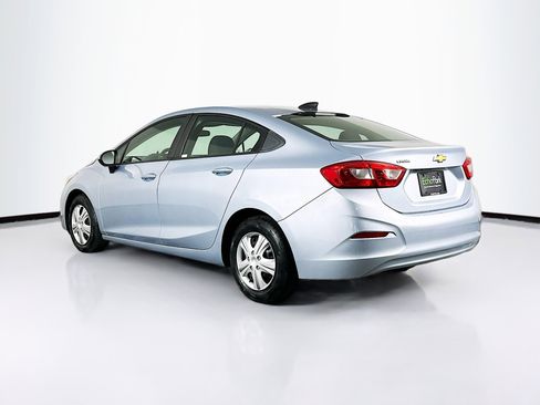 Used 2017 Chevrolet Cruze LS image 5