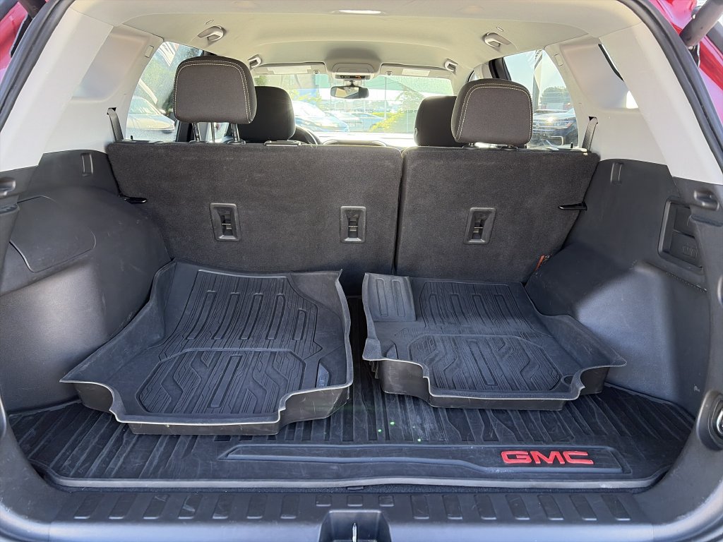 Used 2022 GMC Terrain SLE w/ Driver Convenience Package FWD image 28