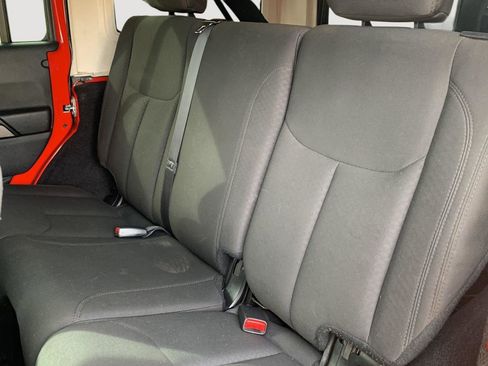 Used 2017 Jeep Wrangler Unlimited Sport w/ Connectivity Group image 15