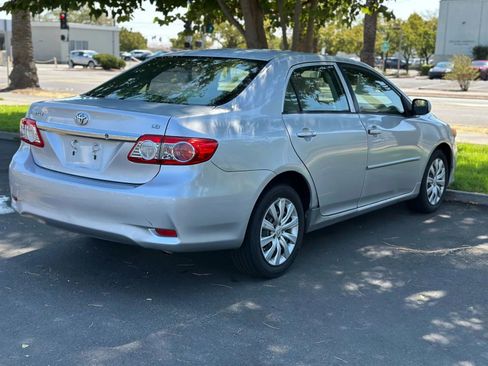 Used 2012 Toyota Corolla LE image 21