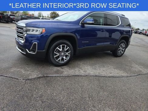 Used 2023 GMC Acadia SLT w/ Preferred Package FWD image 10