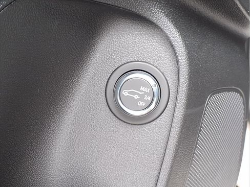 New 2026 Buick Envista Sport Touring image 14