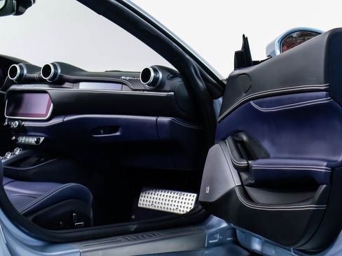 Certified 2023 Ferrari Portofino M Base image 46