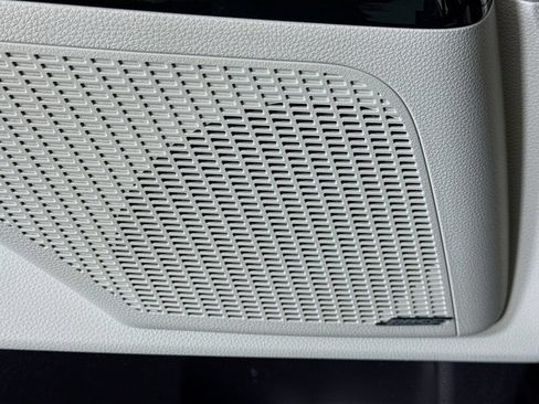 Used 2022 Kia Carnival SX Prestige FWD image 12