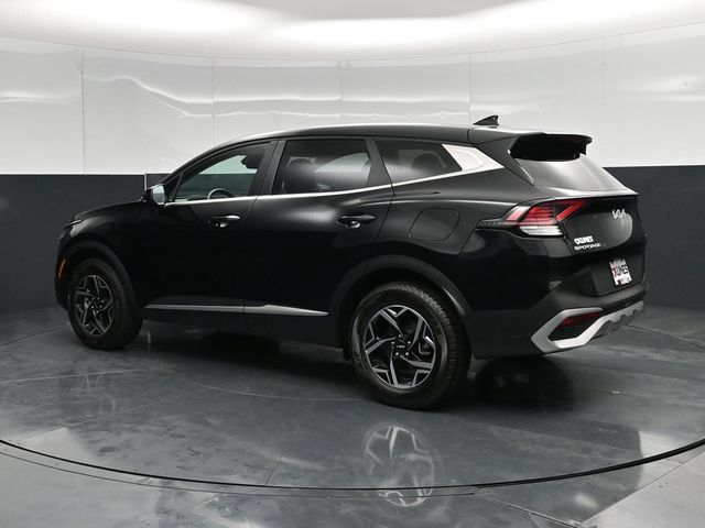 Used 2025 Kia Sportage LX AWD/4WD image 10
