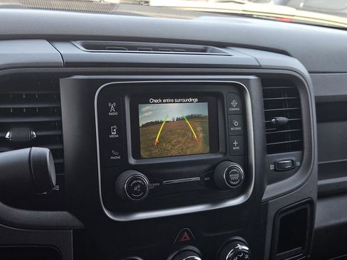 Used 2018 RAM 3500 Tradesman w/ Chrome Appearance Group image 20