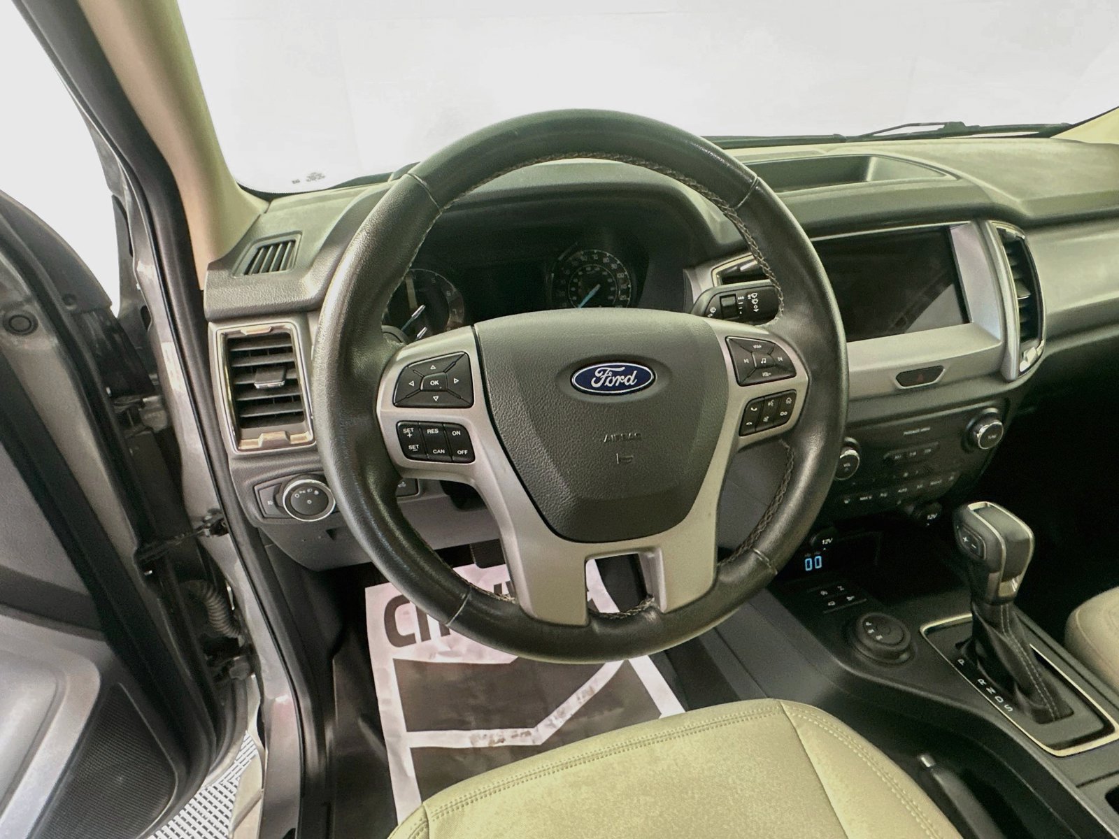 Used 2022 Ford Ranger XLT w/ Equipment Group 301A Mid AWD/4WD image 11