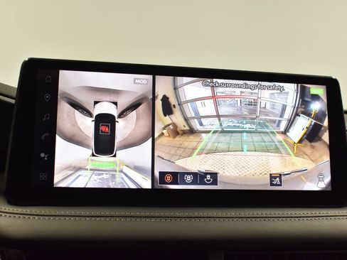 Certified 2026 INFINITI QX60 Luxe w/ Family Package image 24