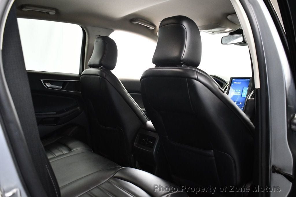 Used 2022 Ford Edge SEL AWD/4WD image 15