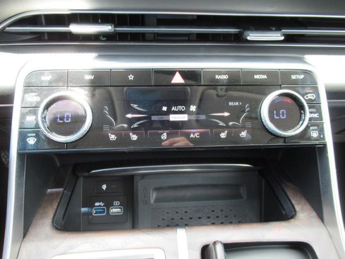 Used 2024 Genesis GV80 3.5T Advanced w/ Advanced Package AWD/4WD image 30