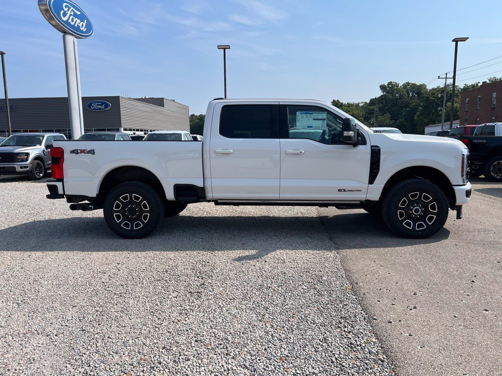 New 2025 Ford F250 Platinum AWD/4WD image 9