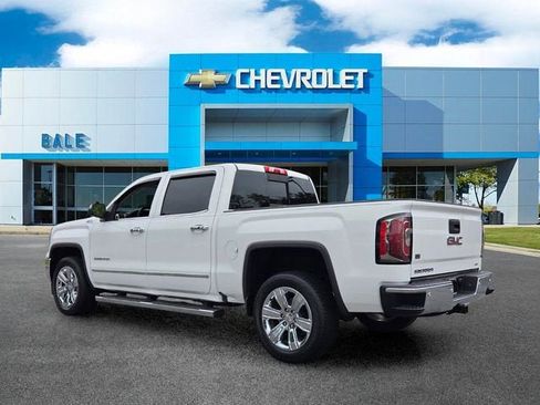 Used 2017 GMC Sierra 1500 SLT AWD/4WD image 5
