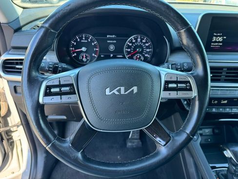Used 2022 Kia Telluride SX w/ Nightfall Edition Package AWD/4WD image 12