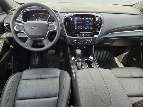 Used 2023 Chevrolet Traverse RS AWD/4WD image 12
