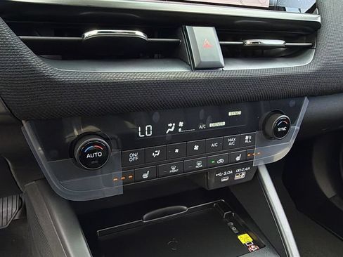 New 2026 Subaru Outback Premium AWD/4WD image 9