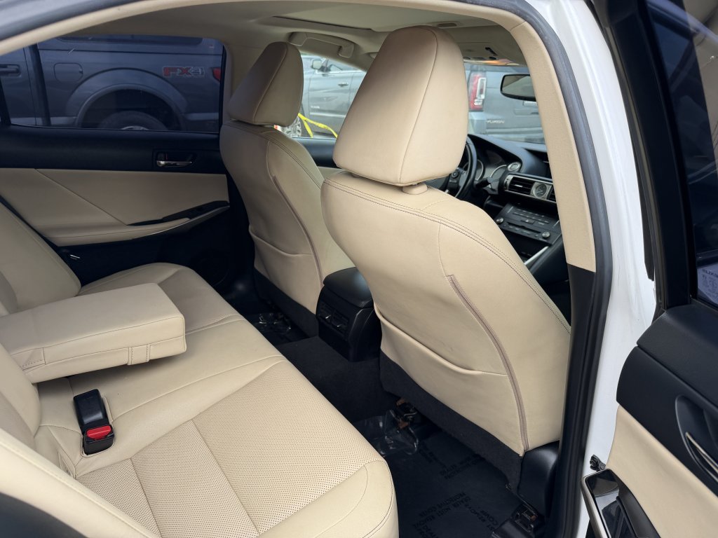 Used 2016 Lexus IS 350 RWD image 24