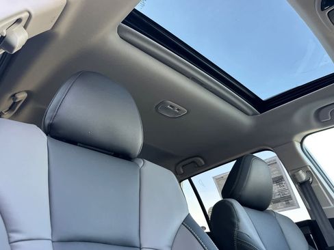 New 2025 Subaru Outback Onyx Edition w/ Popular Package #2 image 18